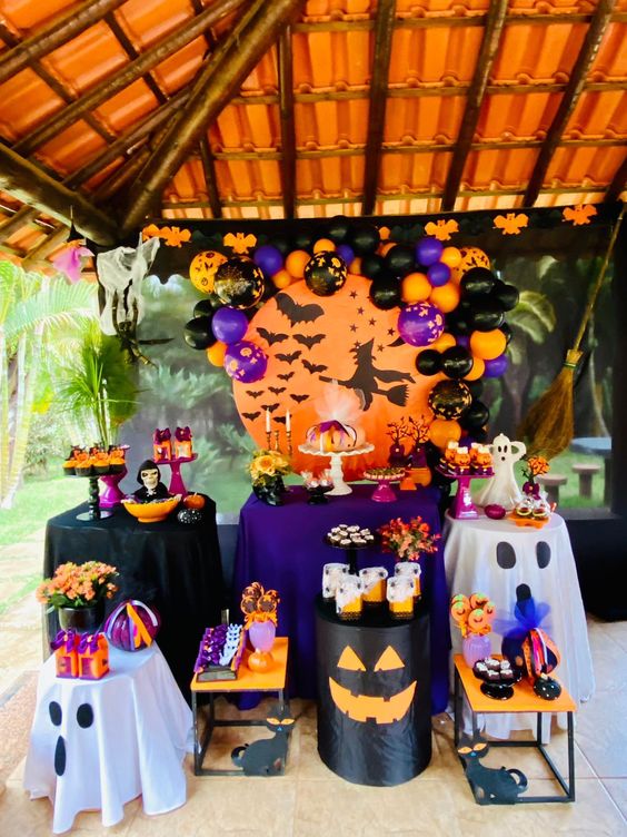 Mocsicka Orange Witch Halloween Party Round Cover Backdrop