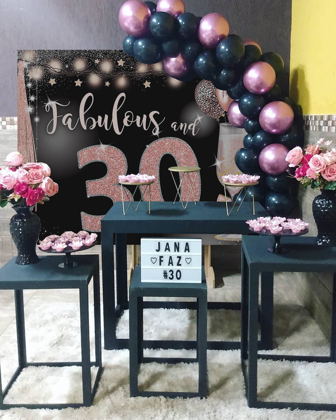 Mocsicka Fabulous 30th Balloons and Champagne Birthday Party Banners