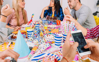 Creative DIY Party Backdrop Ideas (Hand-Painted, Photo Wall, Light Projection, etc.)